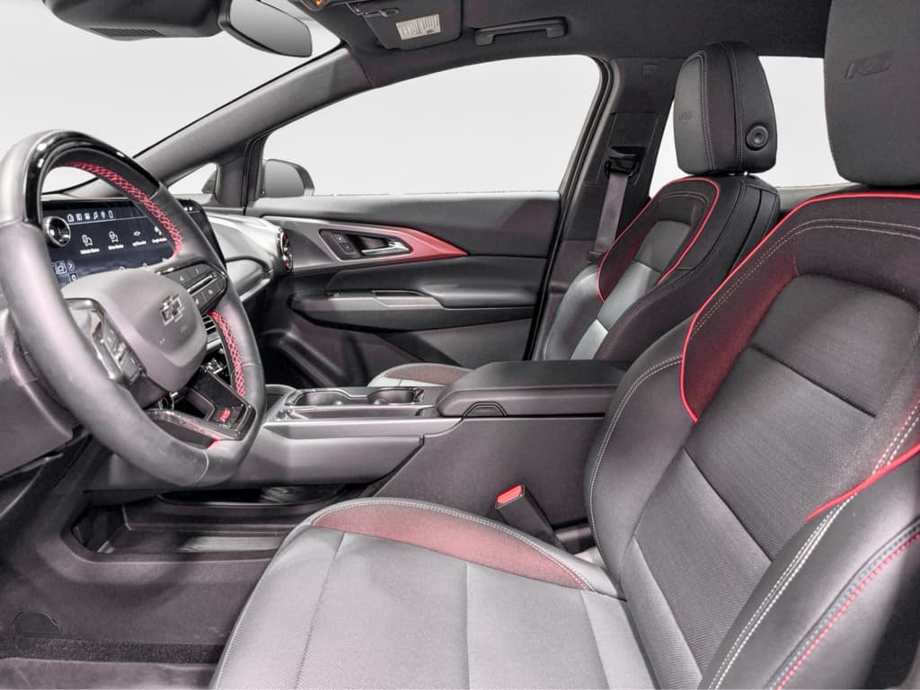2024 Chevrolet Equinox EV view 15