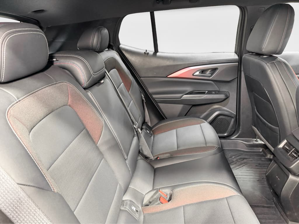2024 Chevrolet Equinox EV view 20