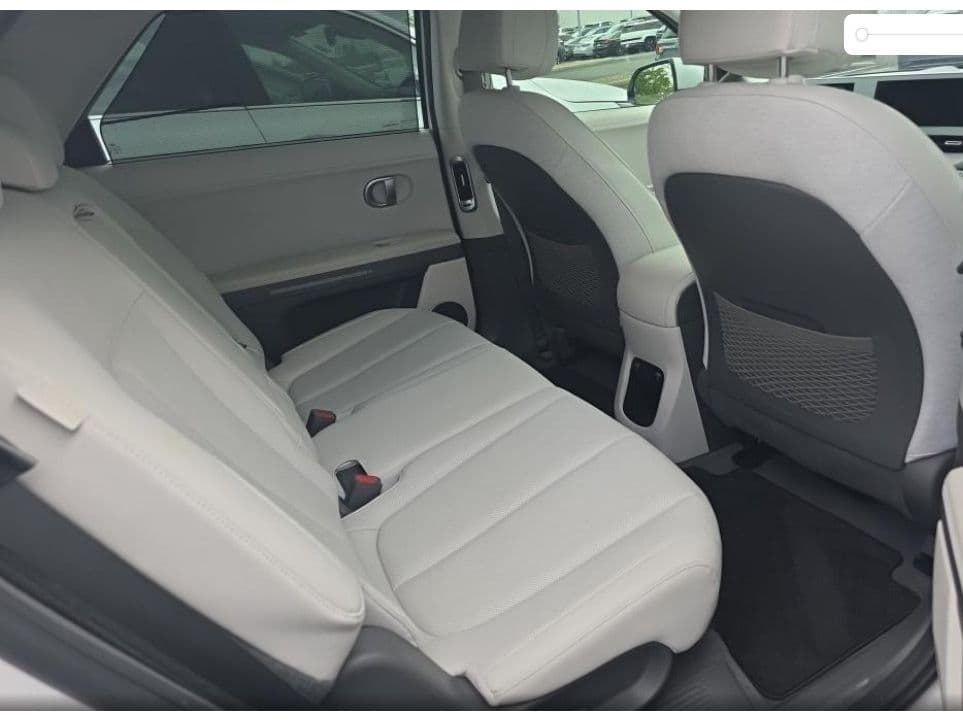 2024 Hyundai IONIQ 5 view 6