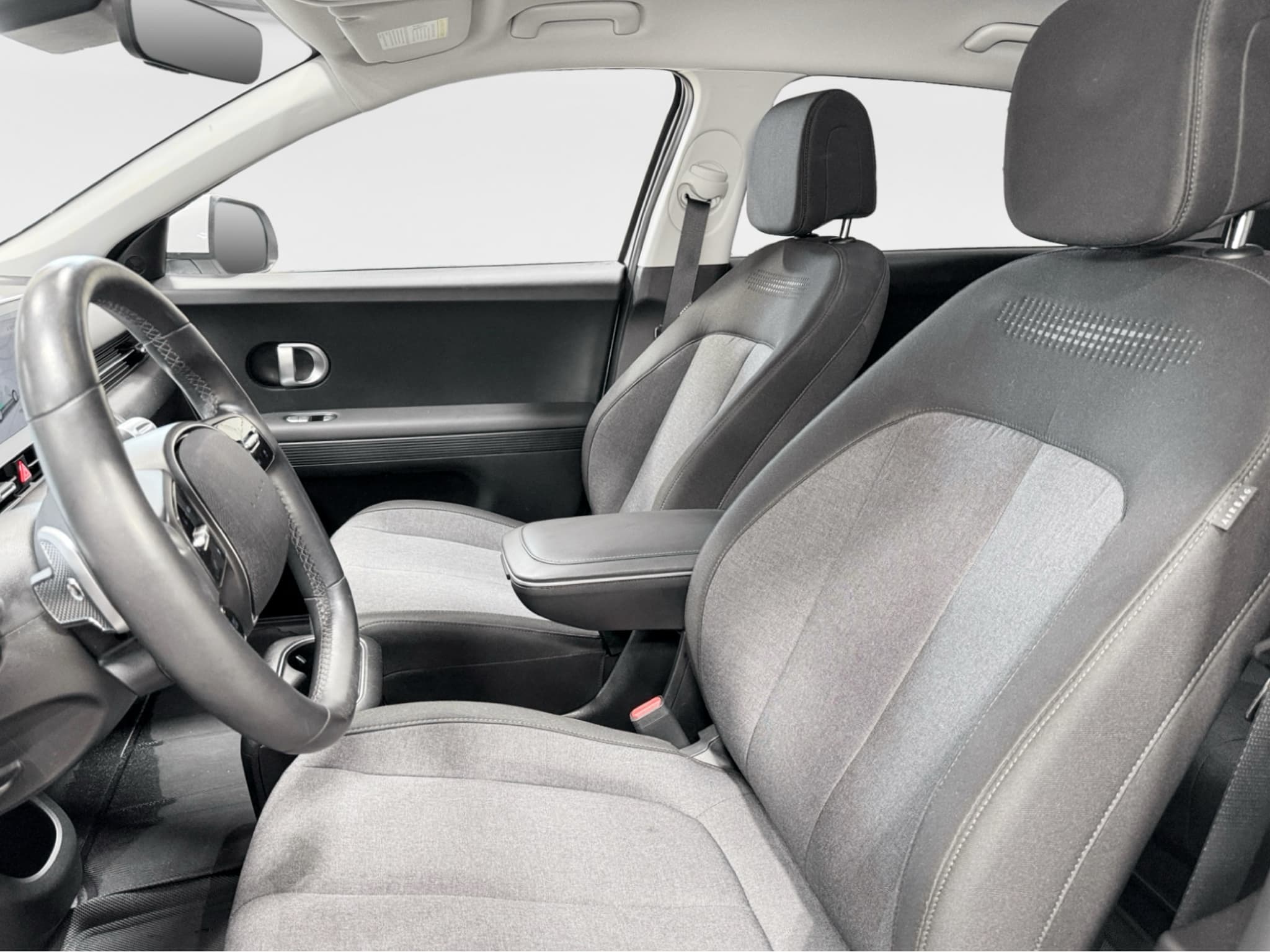 2024 Hyundai IONIQ 5 view 17