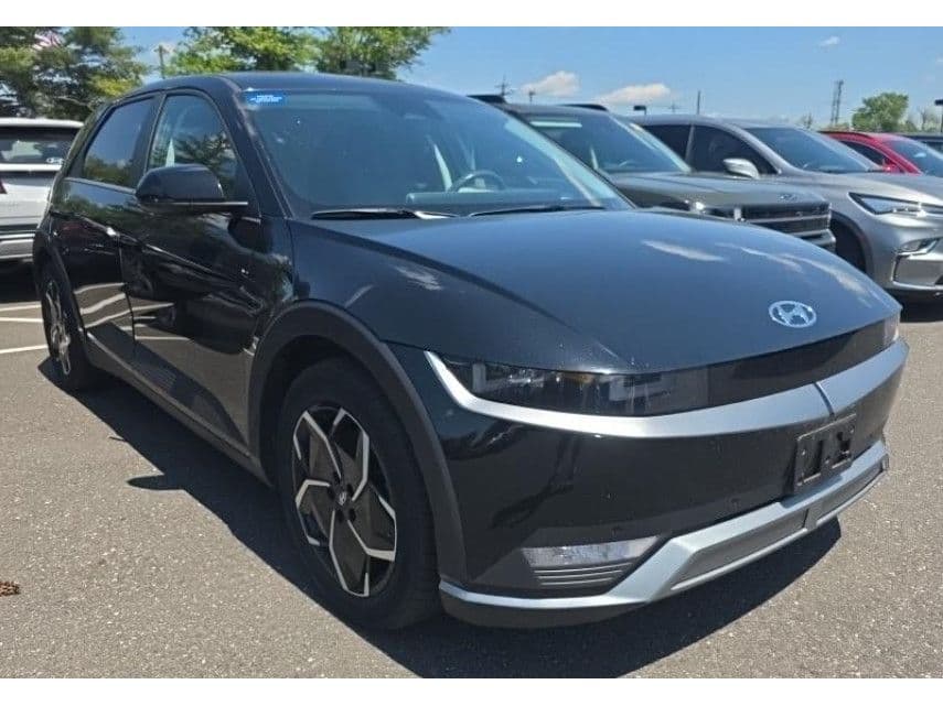 2024 Hyundai IONIQ 5 view 2