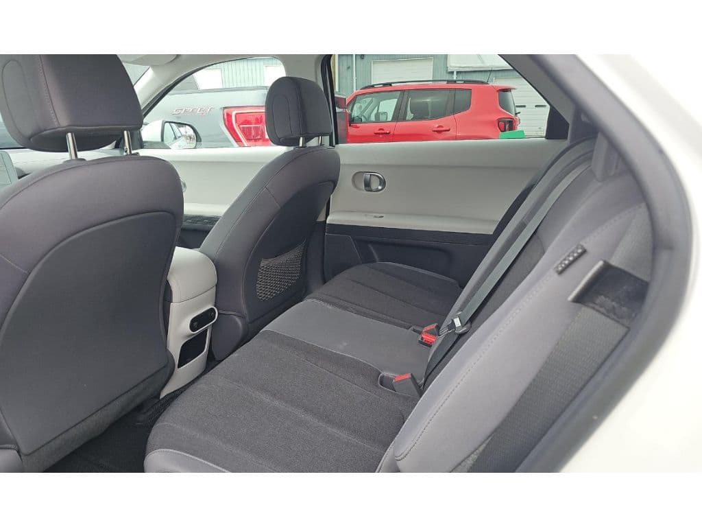 2024 Hyundai IONIQ 5 view 6