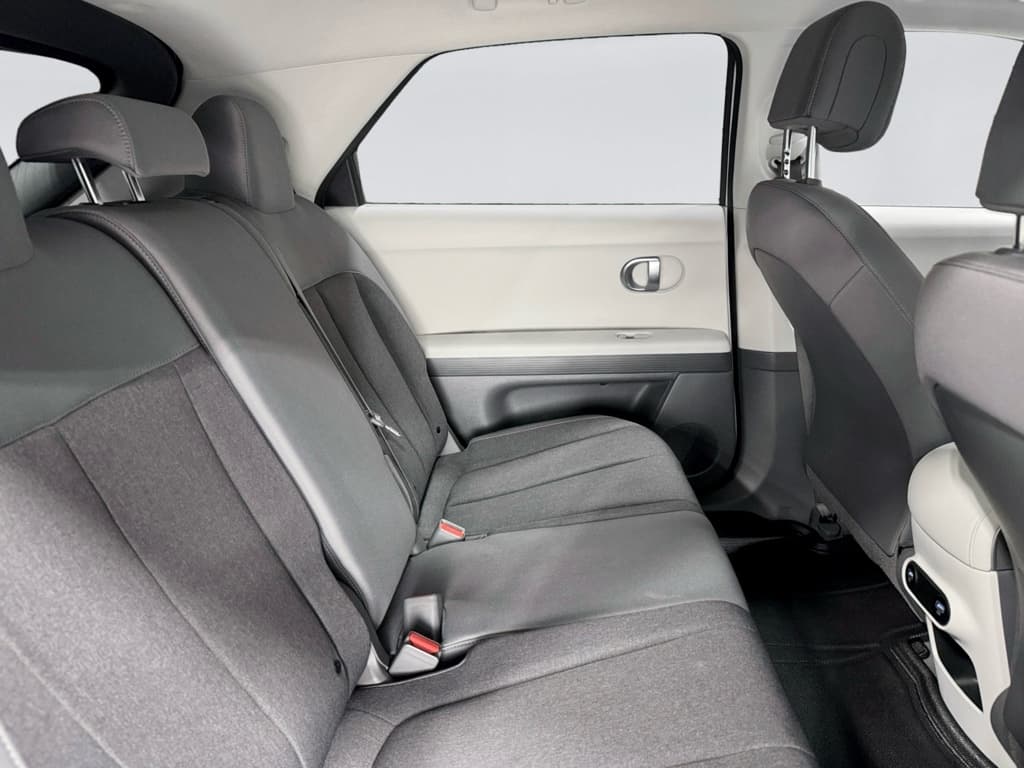 2024 Hyundai IONIQ 5 view 23