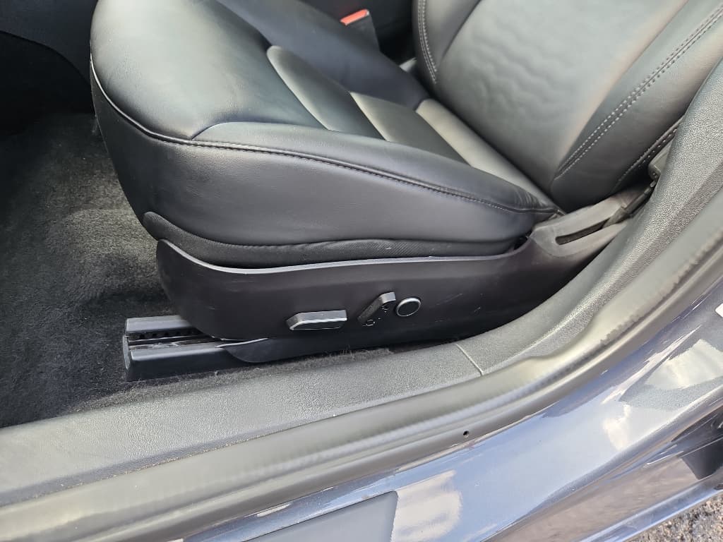 2022 Tesla Model 3 view 14