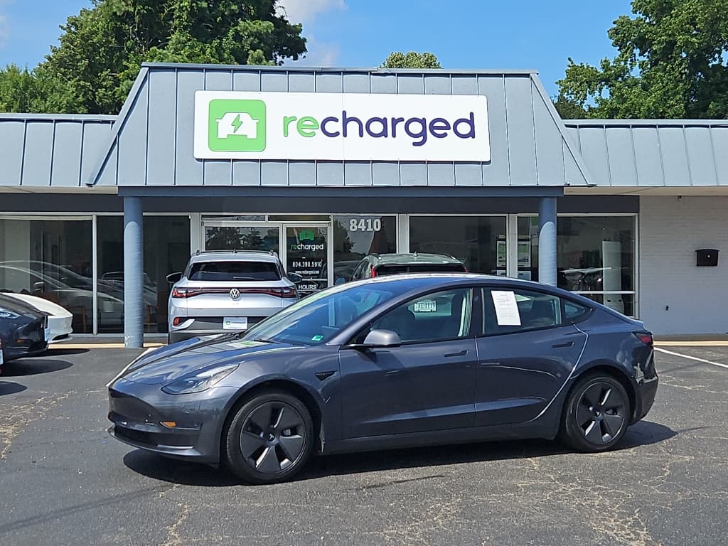 2022 Tesla Model 3 view 2