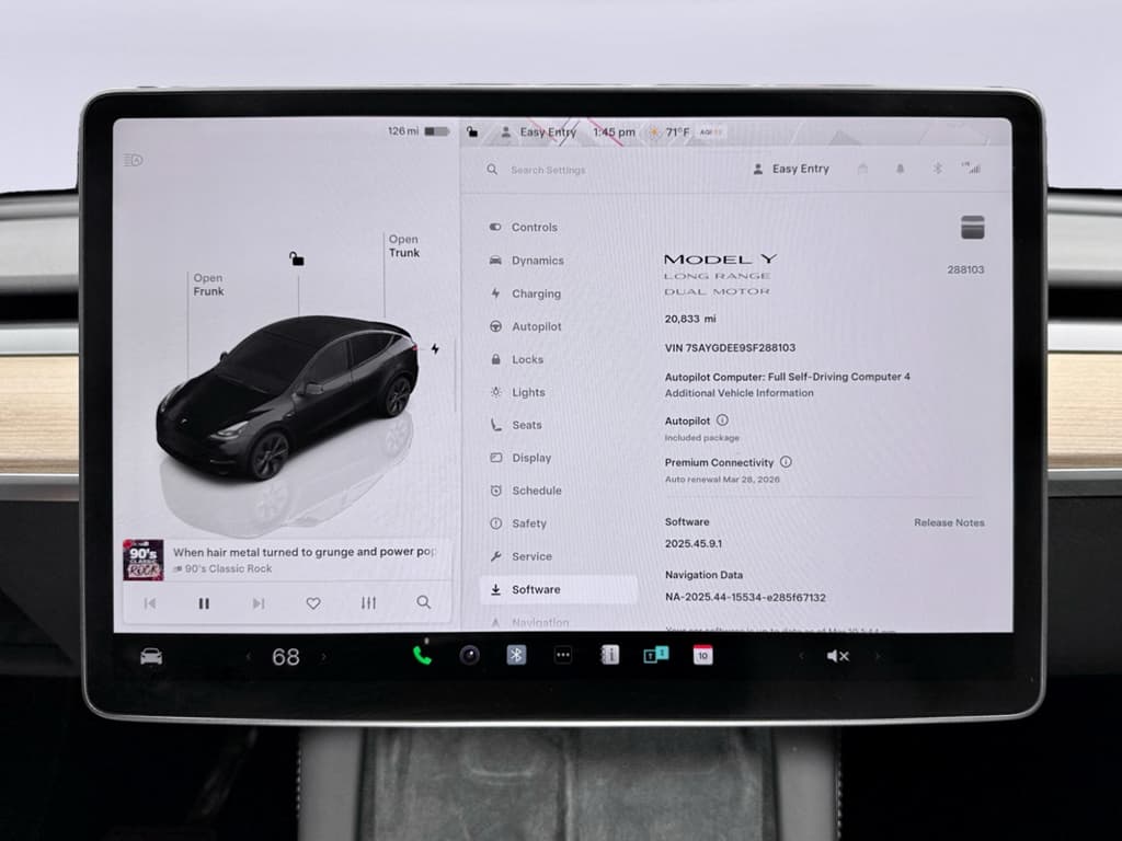 2025 Tesla Model Y view 11