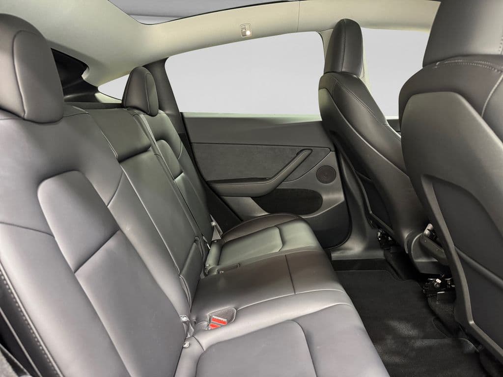 2025 Tesla Model Y view 10