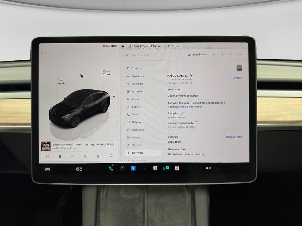 2025 Tesla Model Y view 15