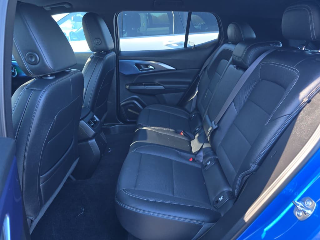 2024 Chevrolet Equinox EV view 6