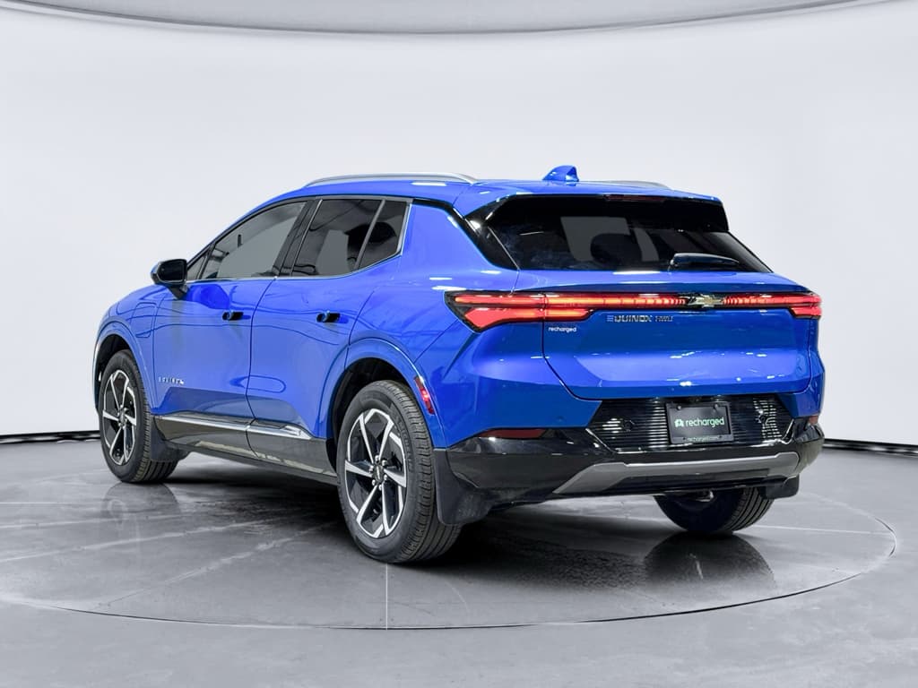 2024 Chevrolet Equinox EV view 2