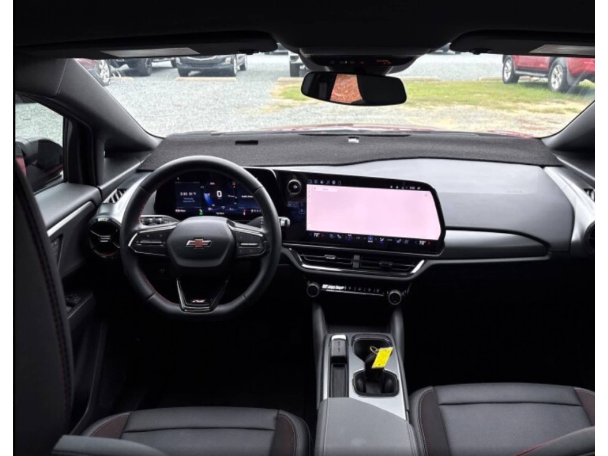 2024 Chevrolet Equinox EV view 6