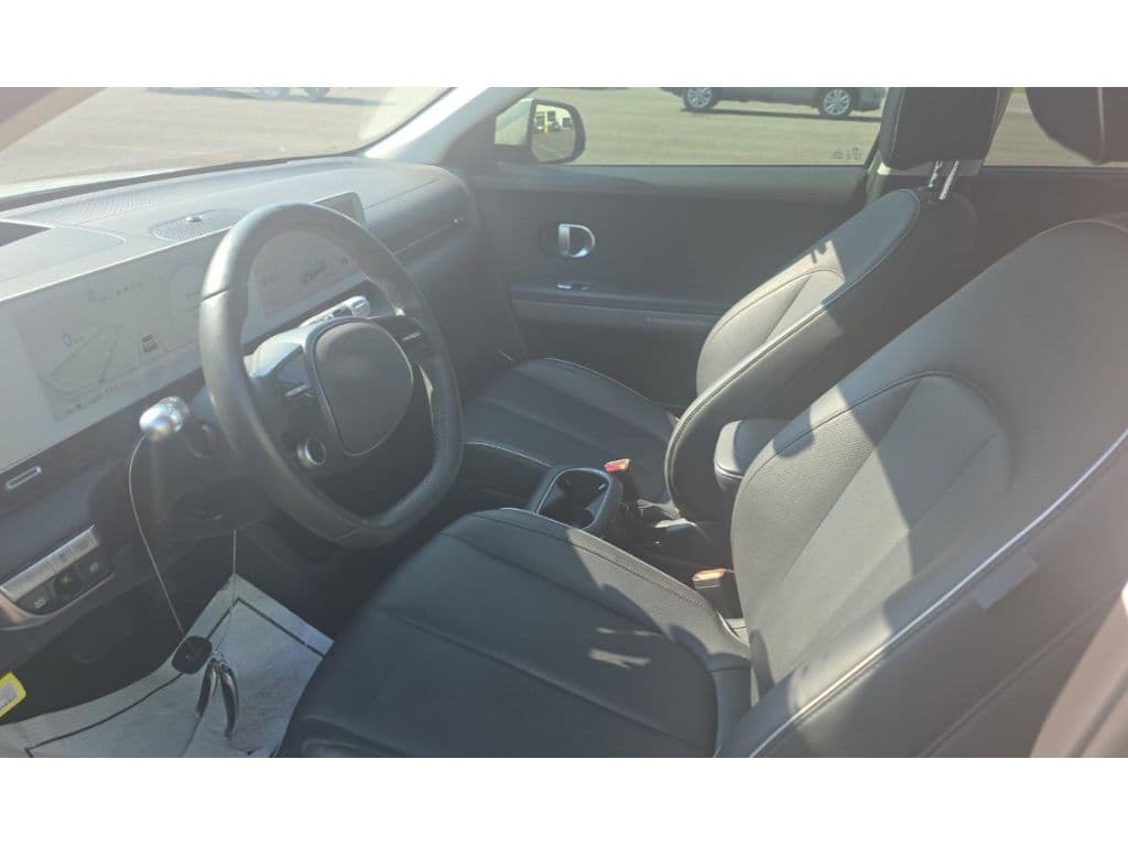 2024 Hyundai IONIQ 5 view 5
