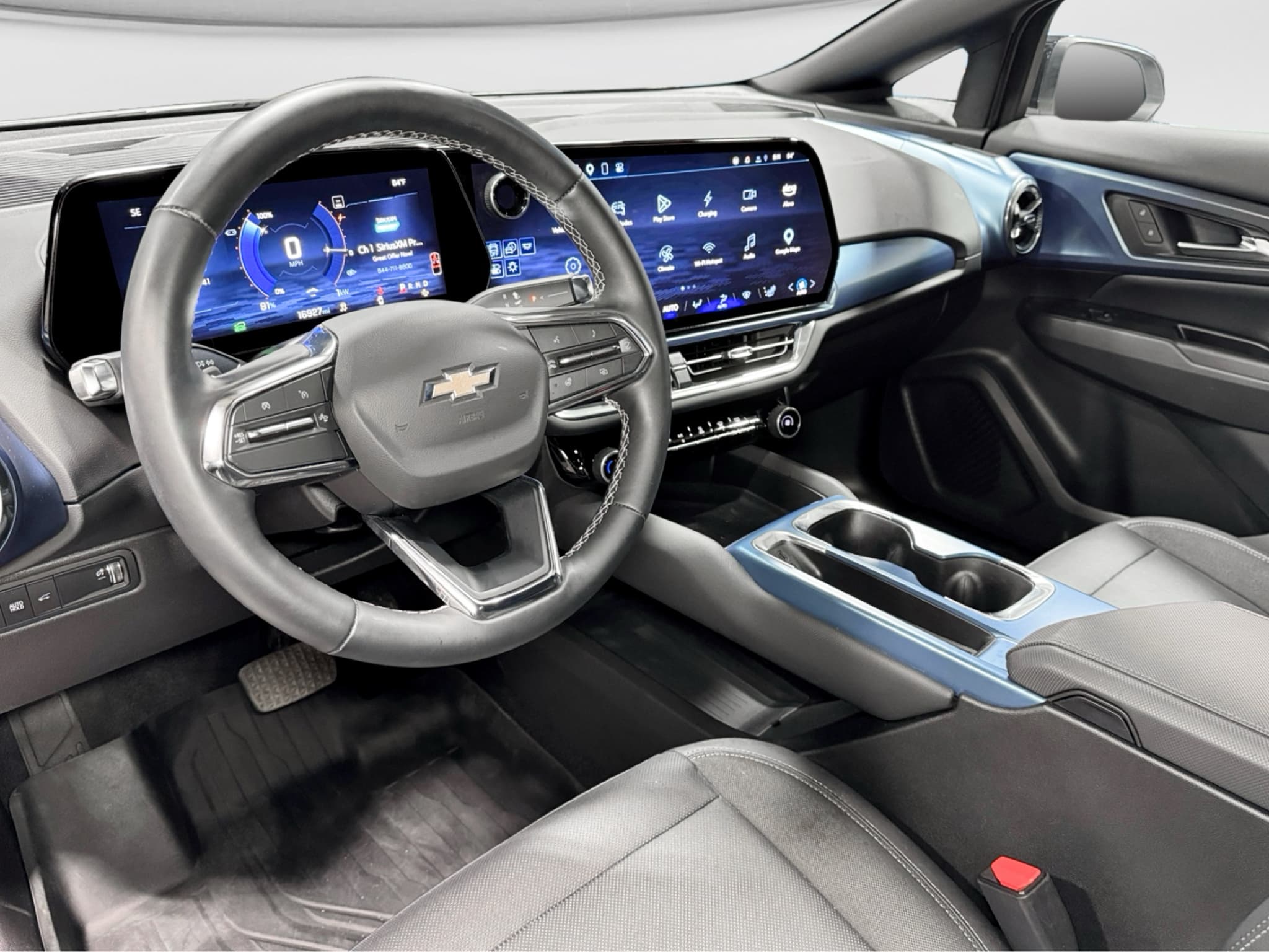 2024 Chevrolet Equinox EV view 18