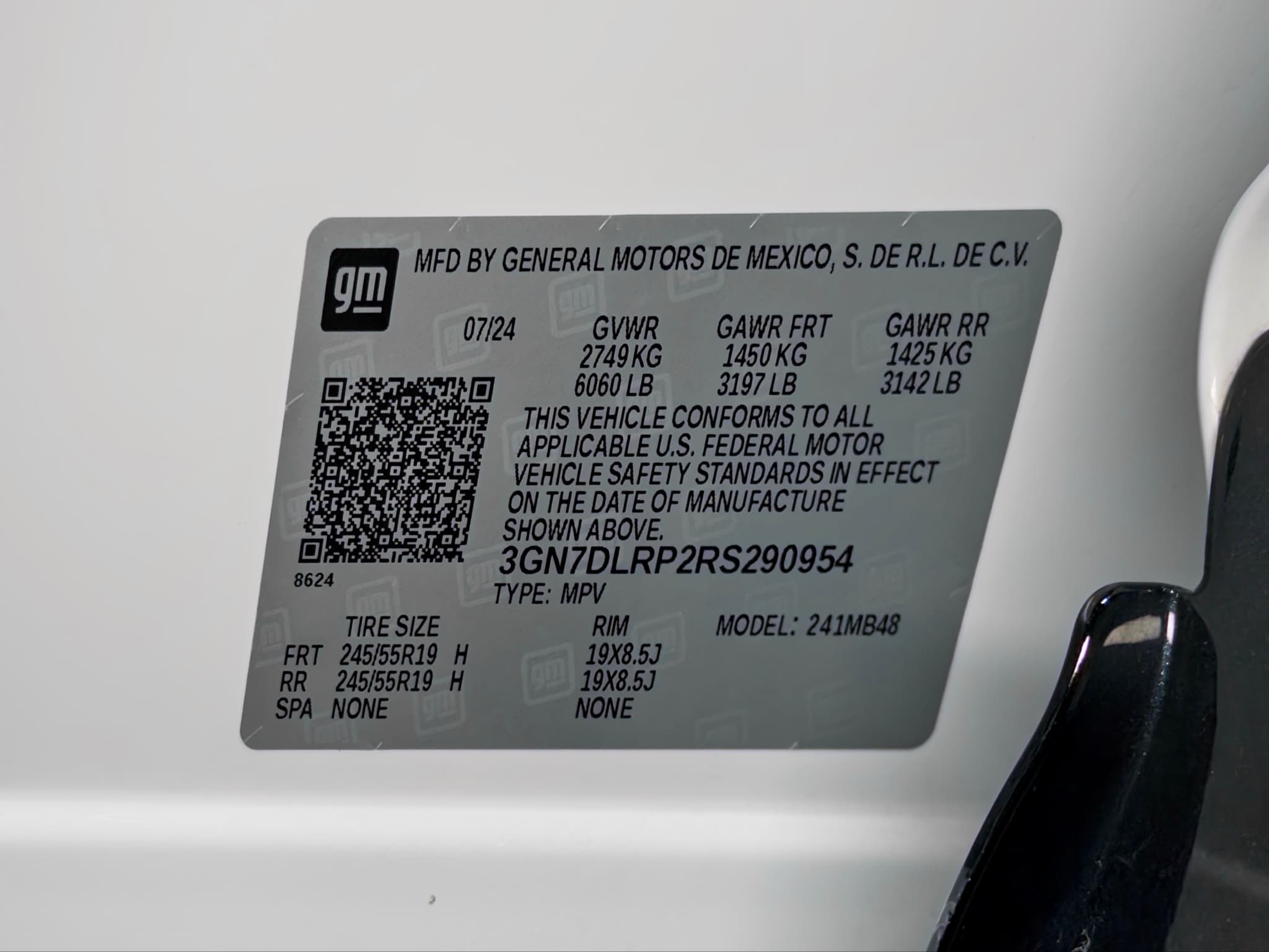 2024 Chevrolet Equinox EV view 27