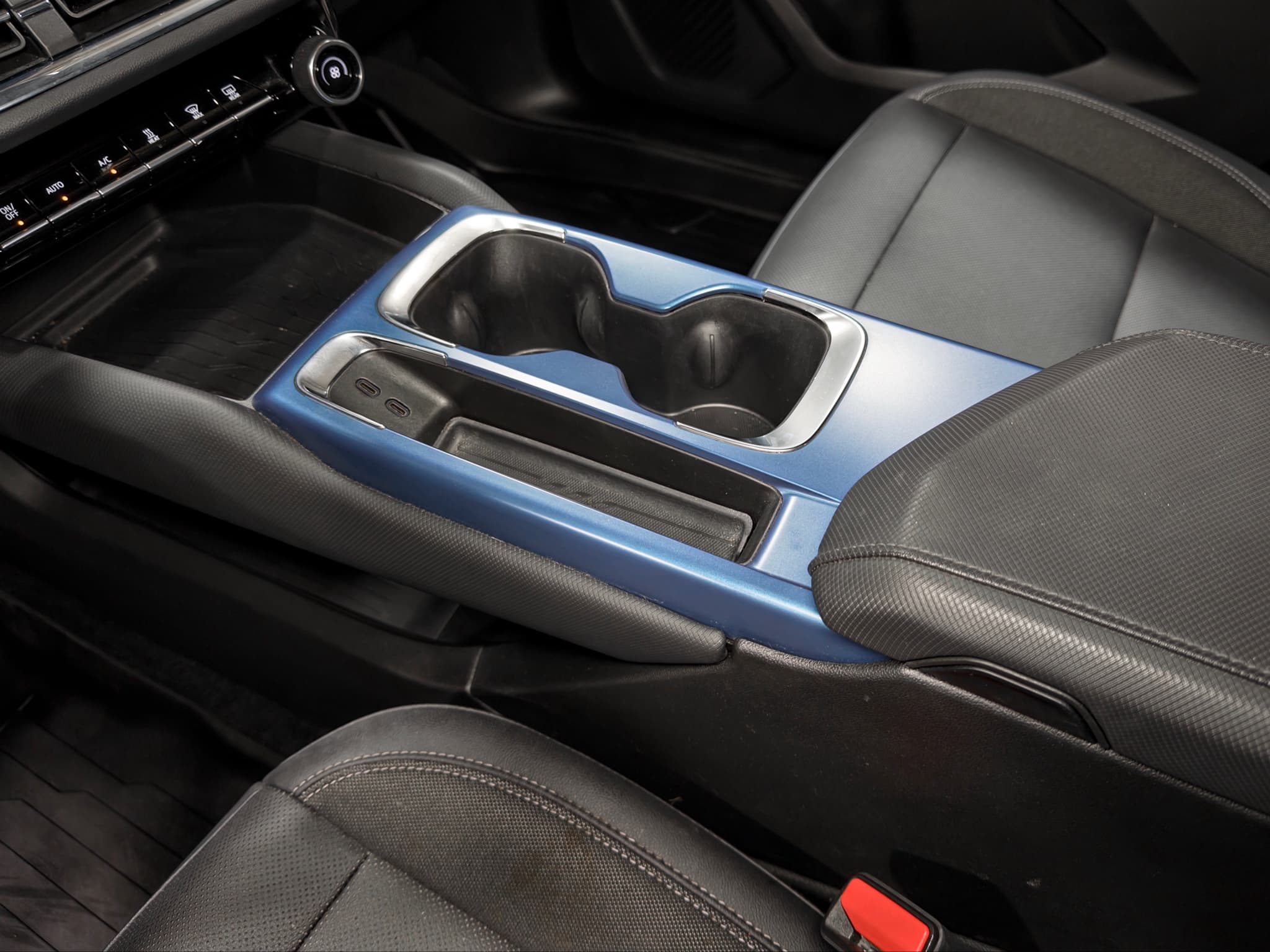 2024 Chevrolet Equinox EV view 19