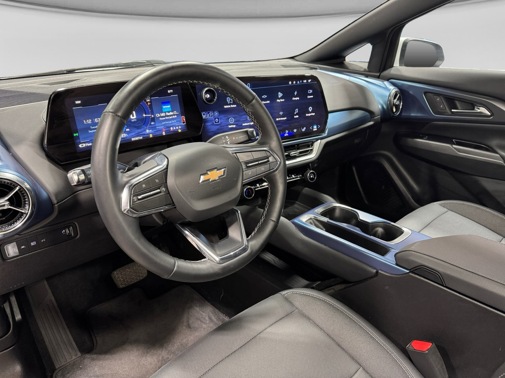 2024 Chevrolet Equinox EV view 18