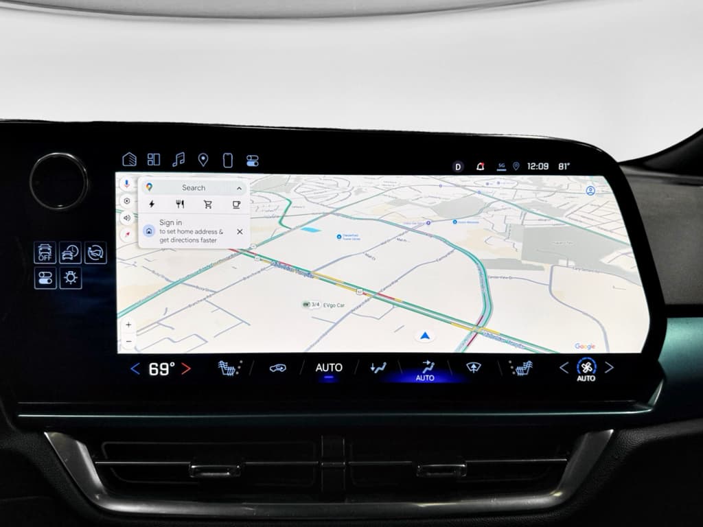2024 Chevrolet Equinox EV view 10