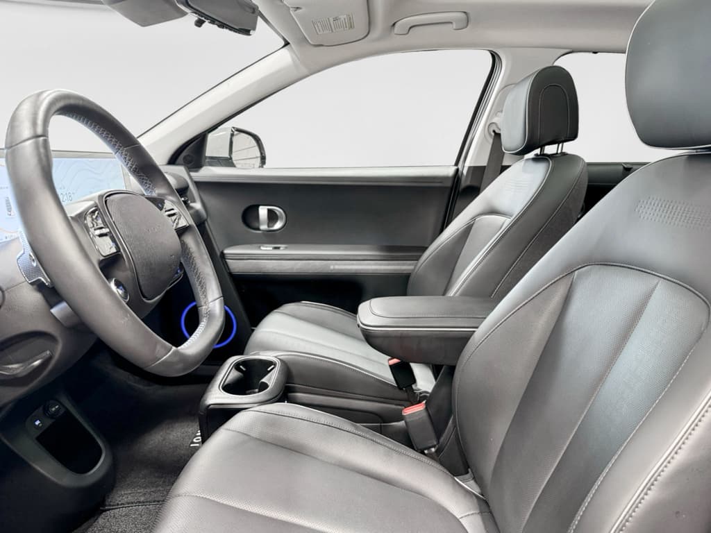 2024 Hyundai IONIQ 5 view 18