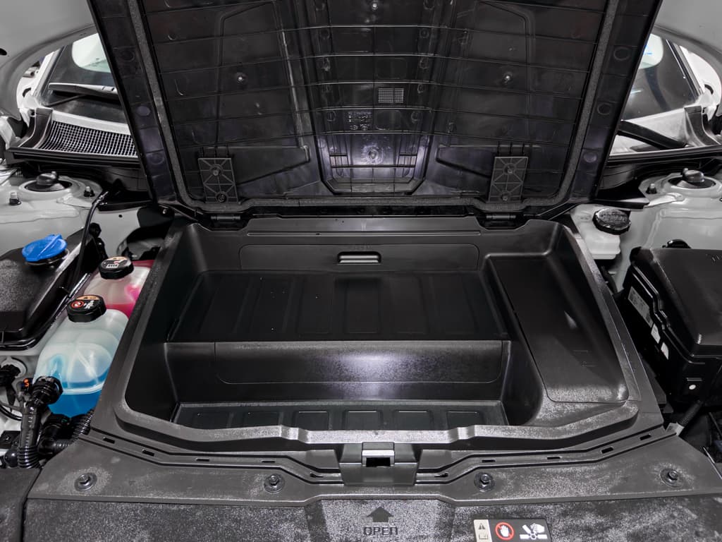 2024 Hyundai IONIQ 5 view 28