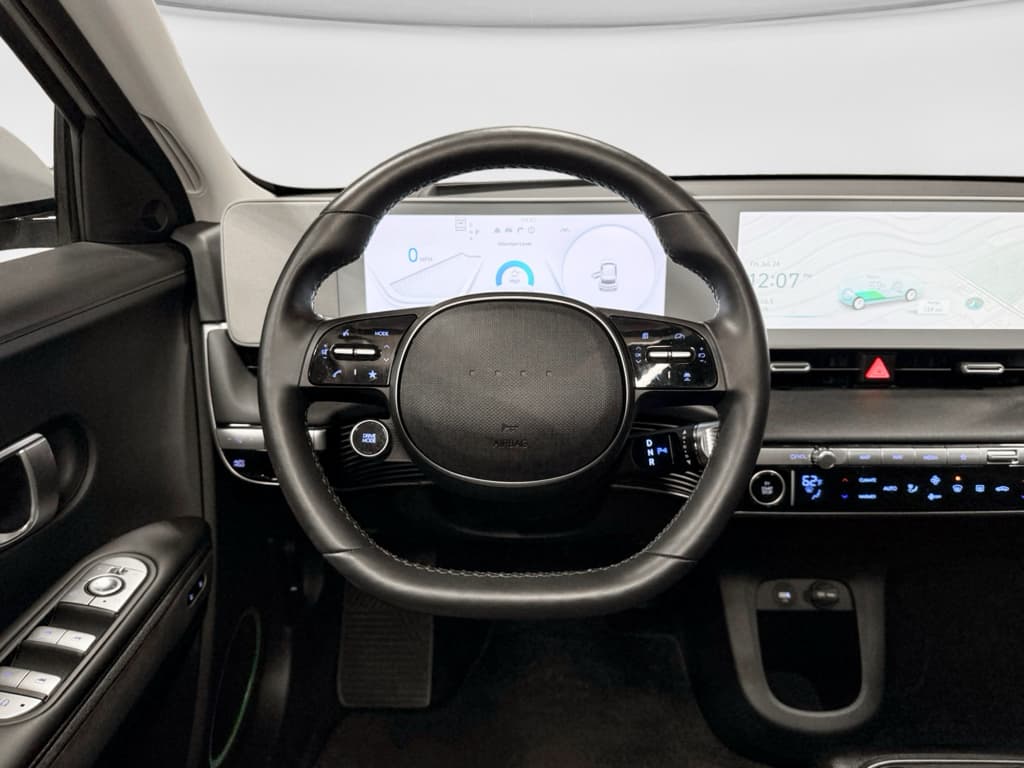 2024 Hyundai IONIQ 5 view 9