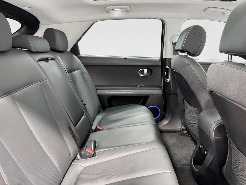 2024 Hyundai IONIQ 5 view 24