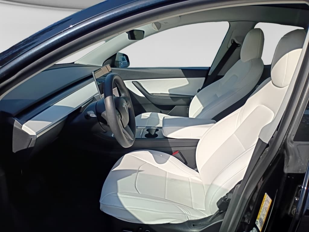 2021 Tesla Model Y view 7