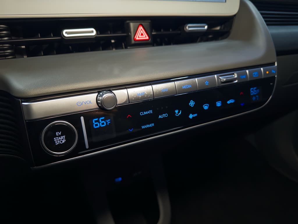 2024 Hyundai IONIQ 5 view 15