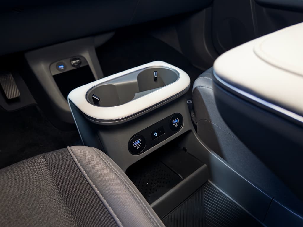 2024 Hyundai IONIQ 5 view 16