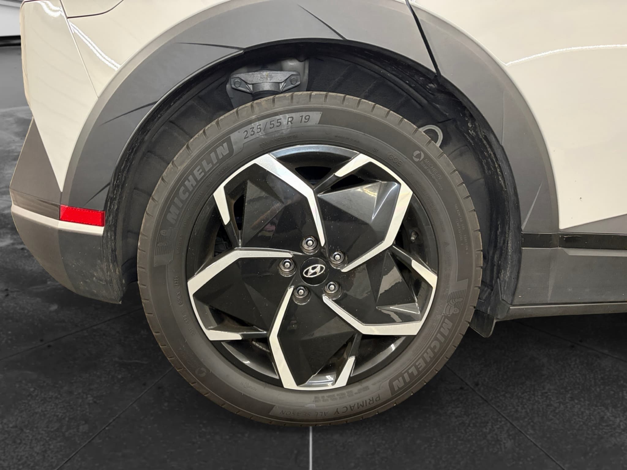 2024 Hyundai IONIQ 5 view 37