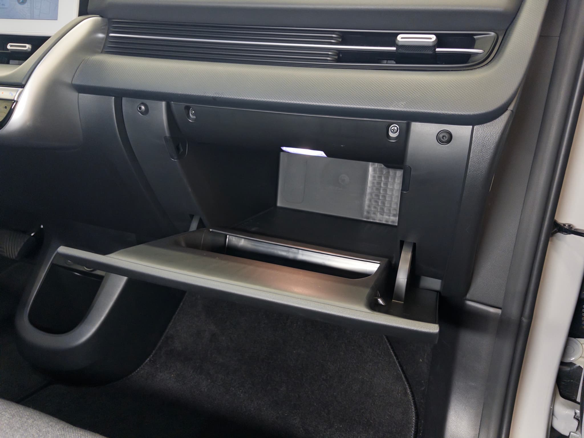 2024 Hyundai IONIQ 5 view 22