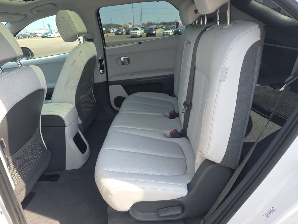 2024 Hyundai IONIQ 5 view 6