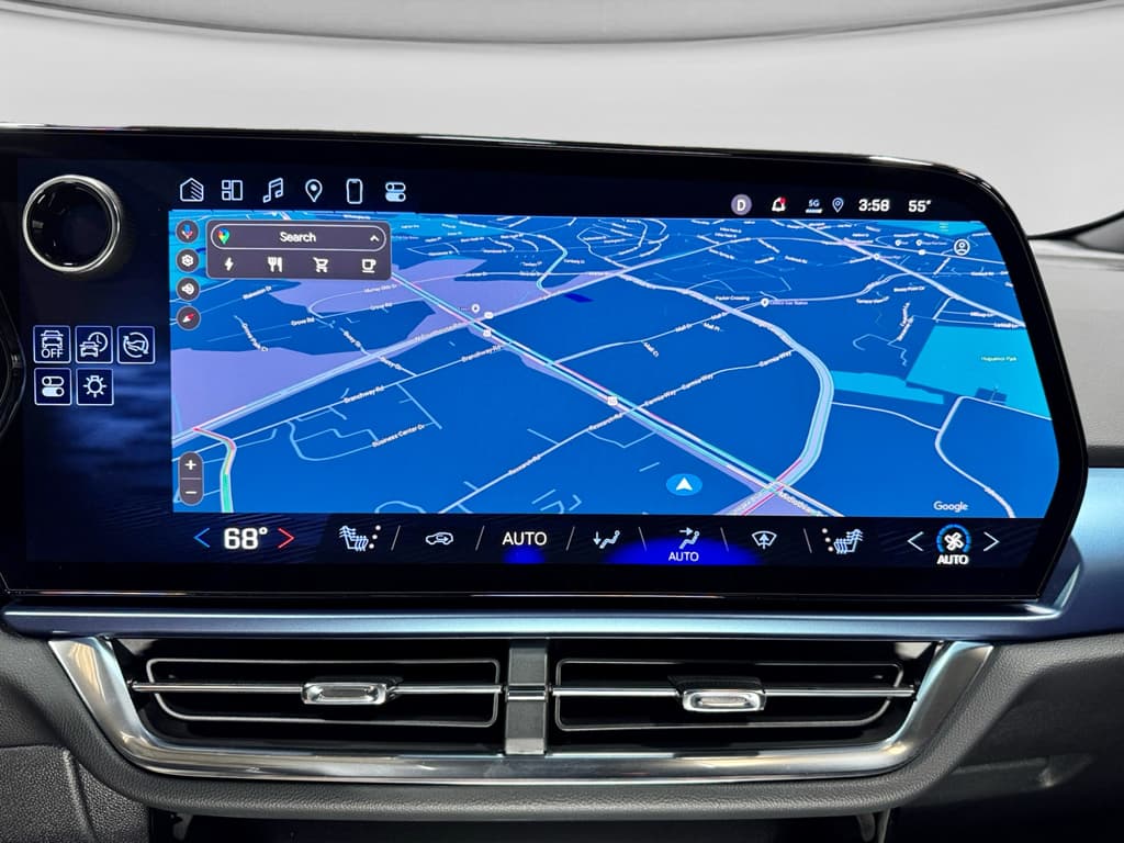 2024 Chevrolet Equinox EV view 13