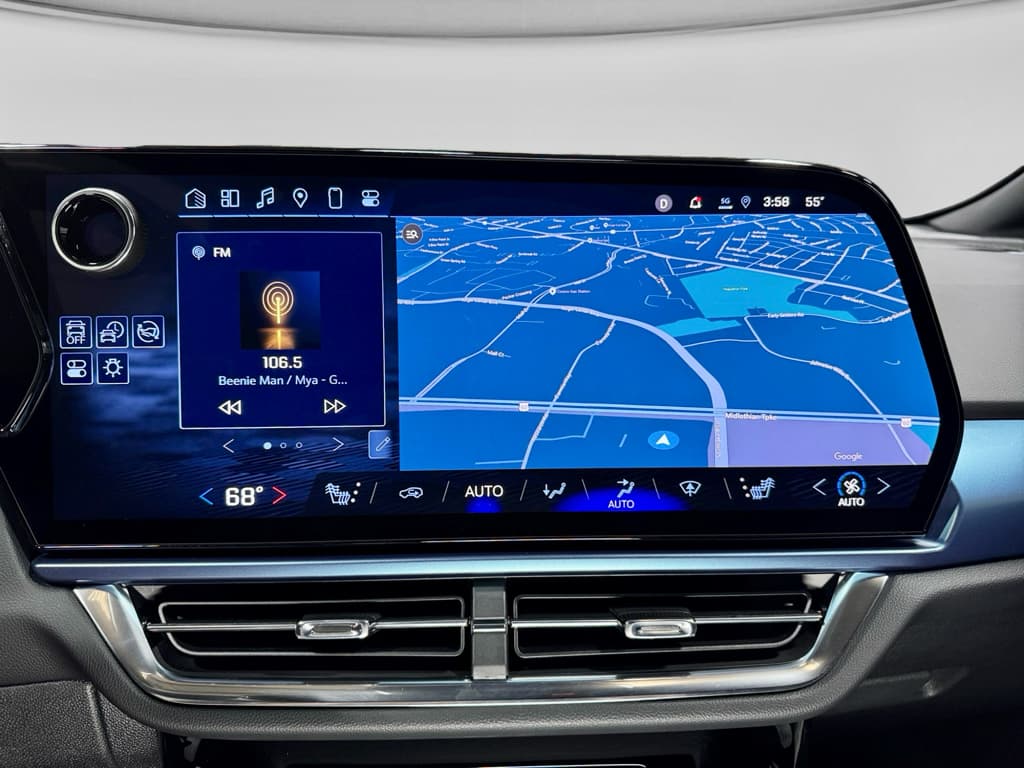 2024 Chevrolet Equinox EV view 11