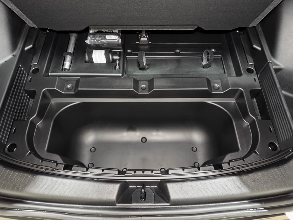 2024 Chevrolet Equinox EV view 27