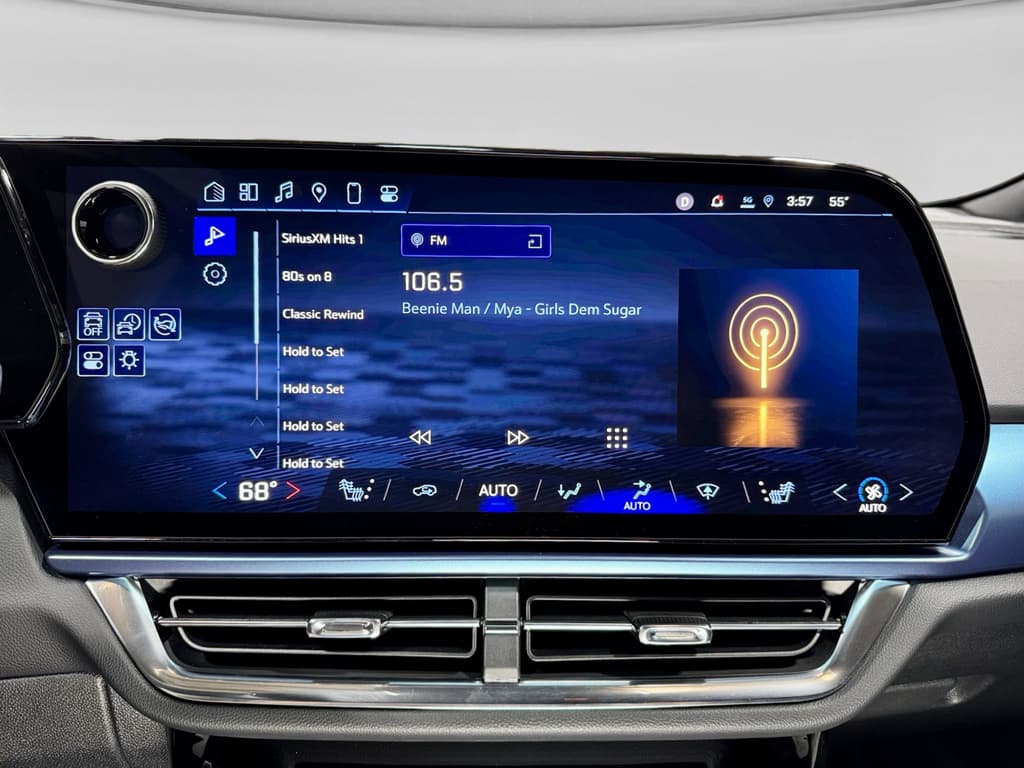 2024 Chevrolet Equinox EV view 14