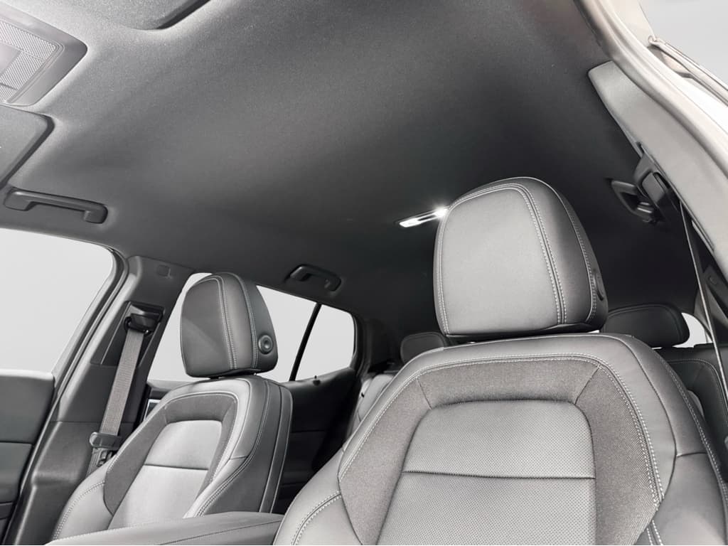 2024 Chevrolet Equinox EV view 25
