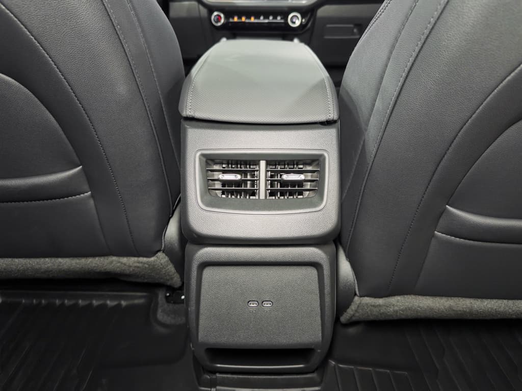 2024 Chevrolet Equinox EV view 22