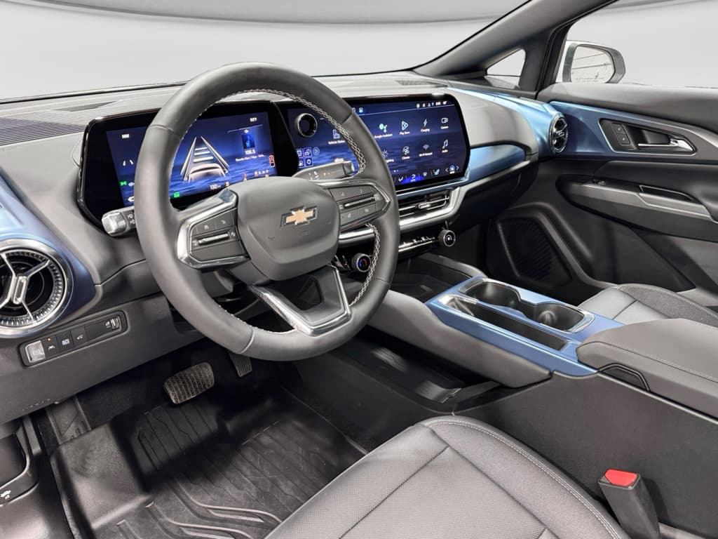 2024 Chevrolet Equinox EV view 19