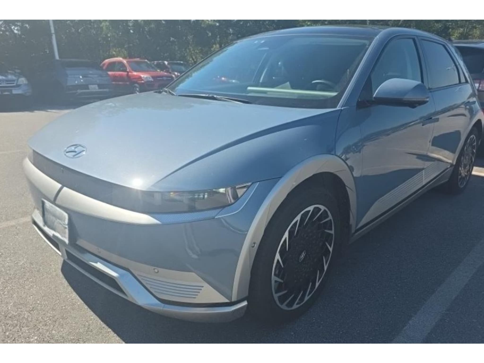 2024 Hyundai IONIQ 5 view 1