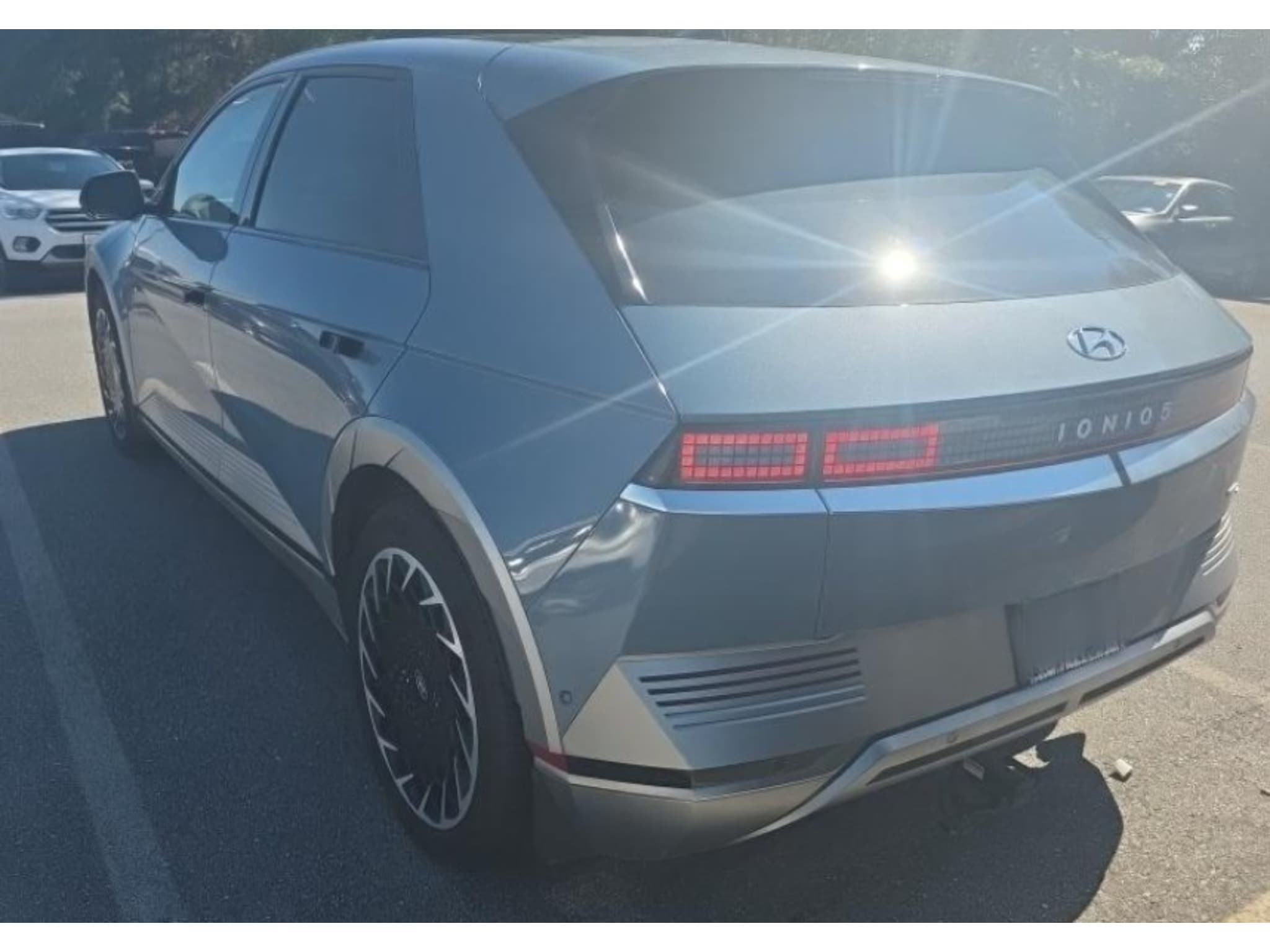 2024 Hyundai IONIQ 5 view 4
