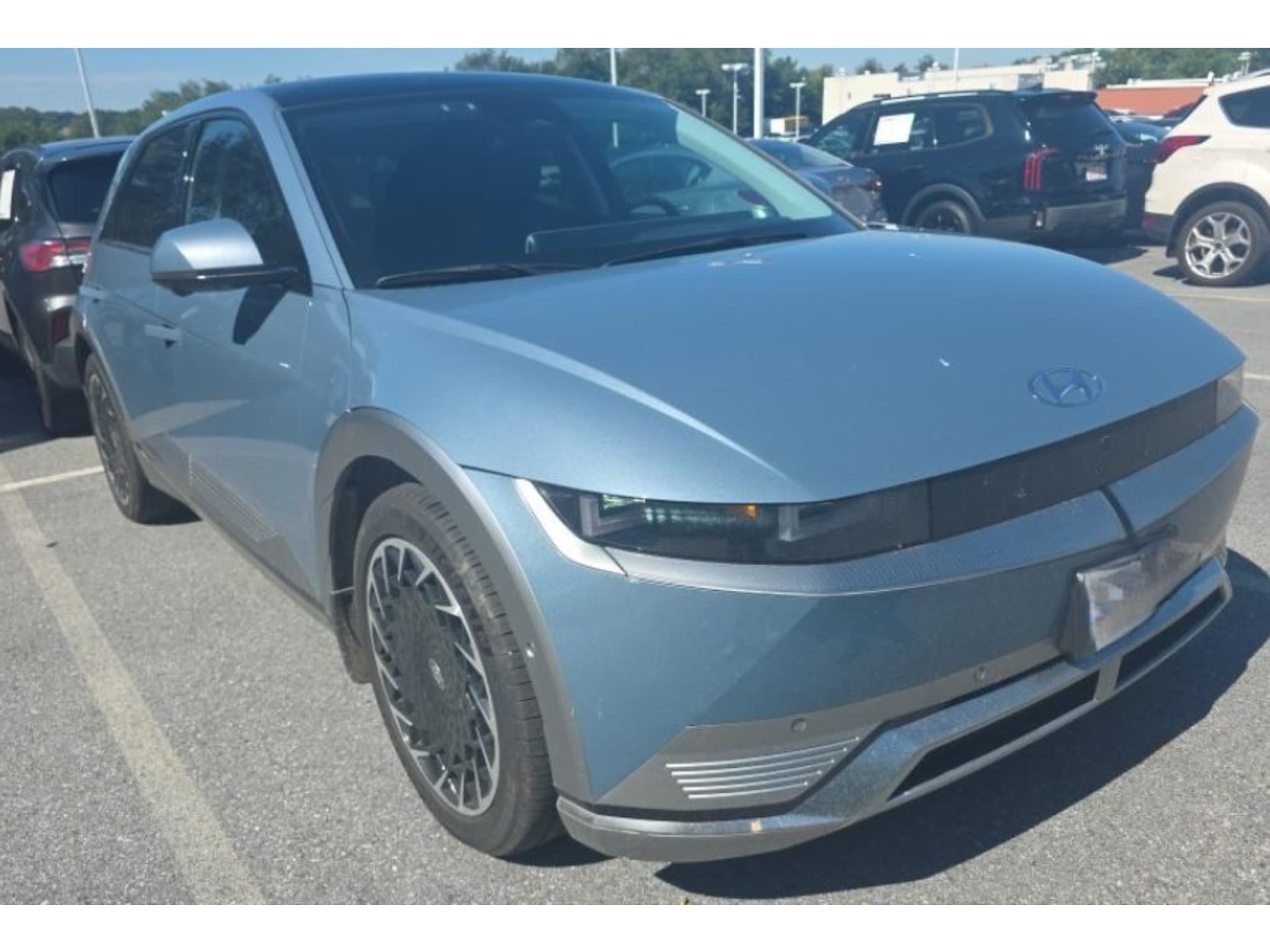 2024 Hyundai IONIQ 5 view 2