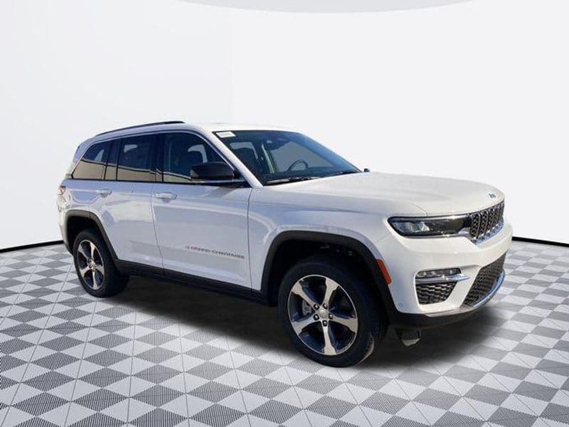 2023 Jeep Grand Cherokee 4xe view 6