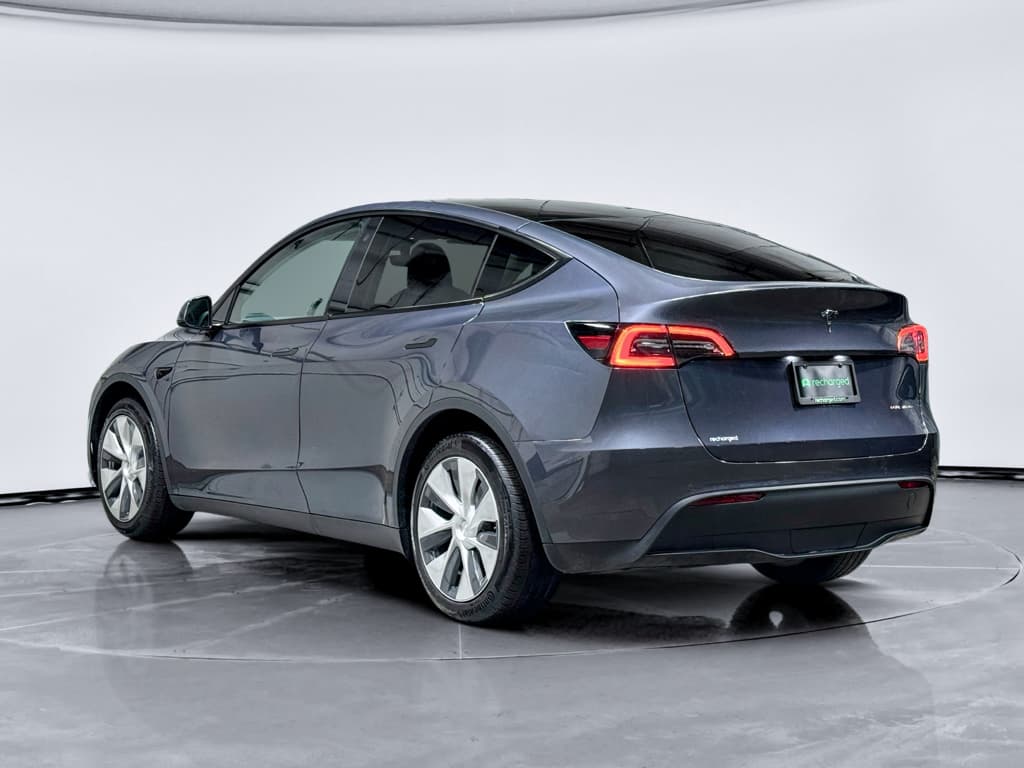 2021 Tesla Model Y view 2