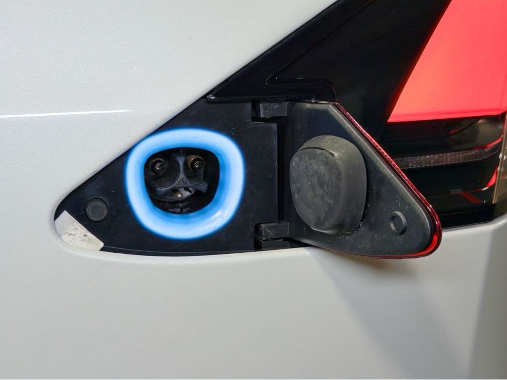 2020 Tesla Model X view 5