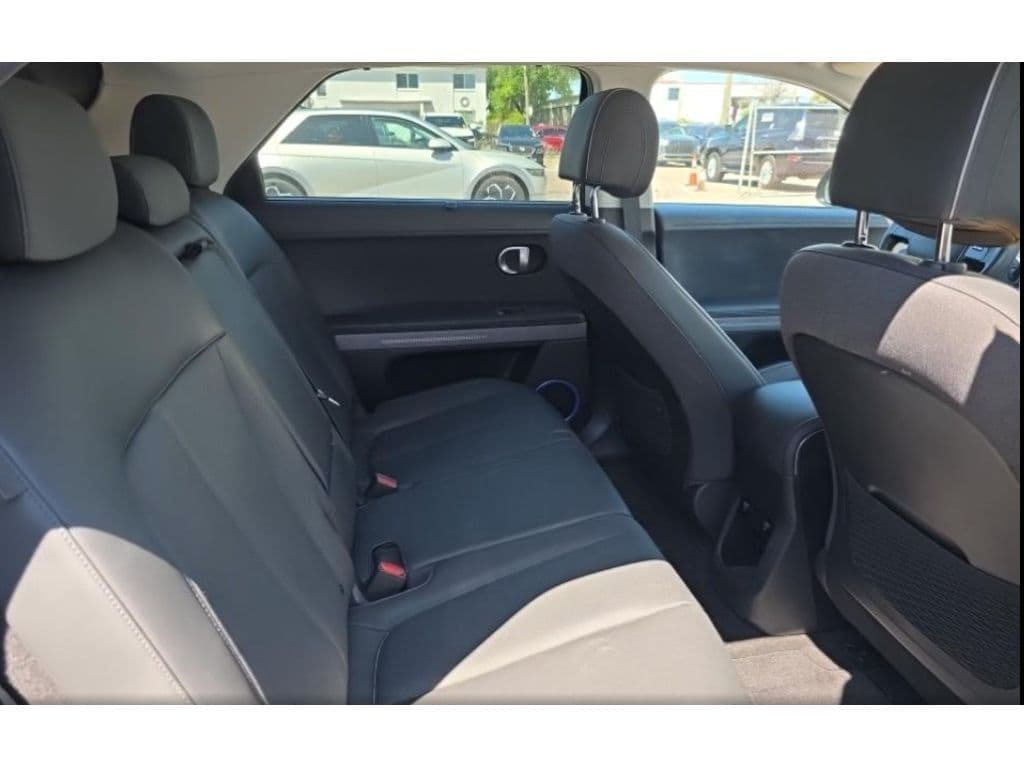 2024 Hyundai IONIQ 5 view 6
