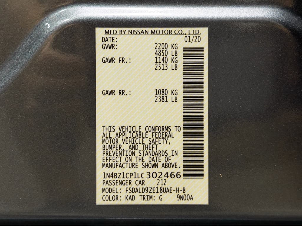 2020 Nissan LEAF view 26