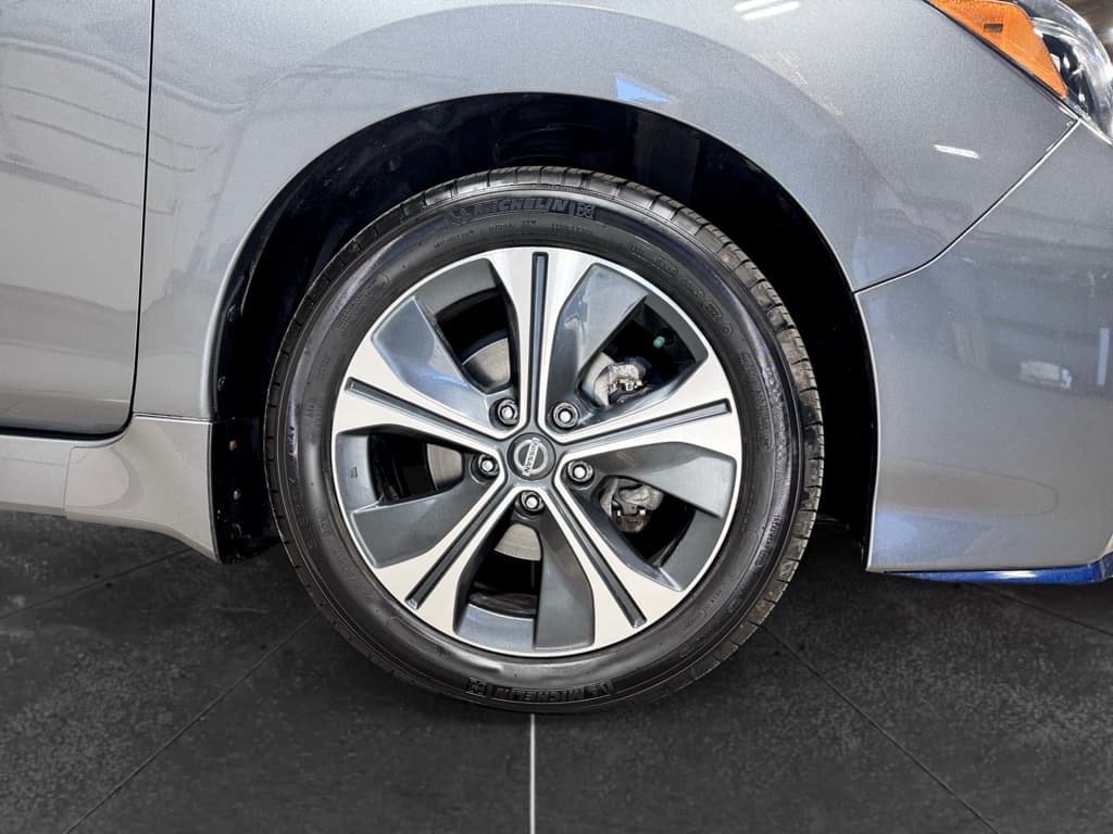 2020 Nissan LEAF view 32