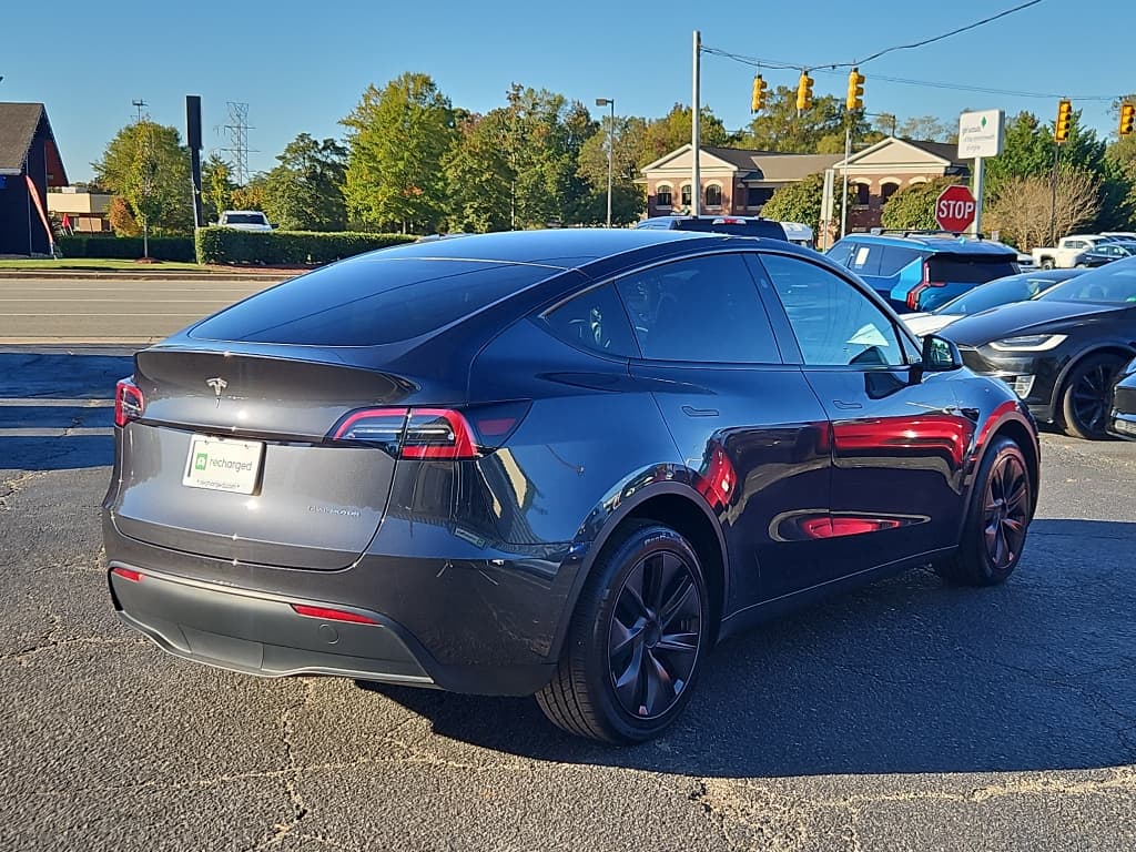 2025 Tesla Model Y view 3