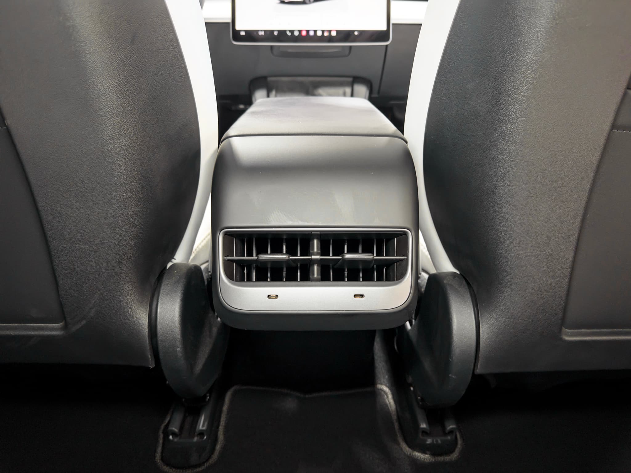 2022 Tesla Model 3 view 19