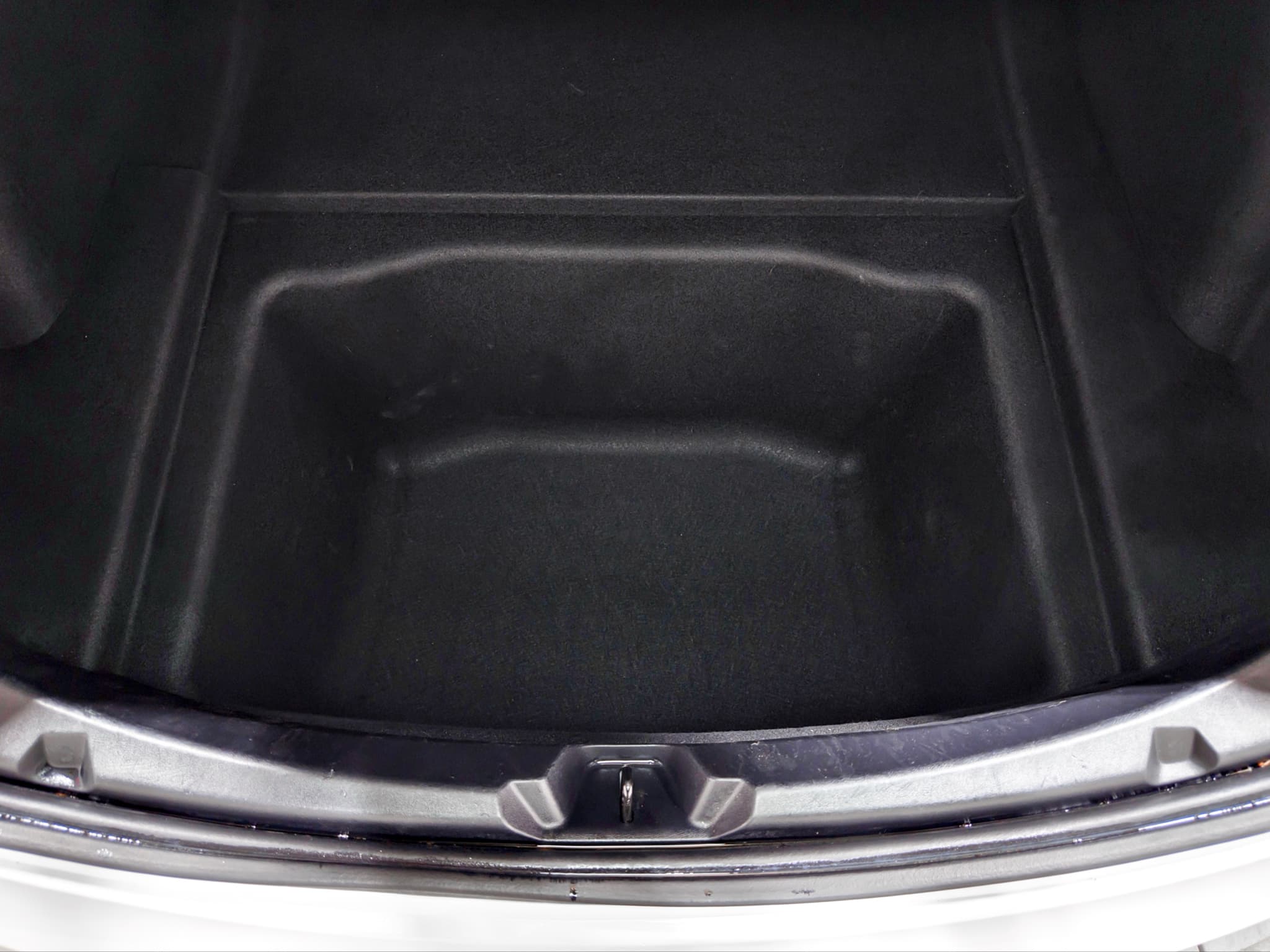 2022 Tesla Model 3 view 26